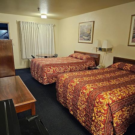 Terrace Inn And Suites El Cerrito Luaran gambar