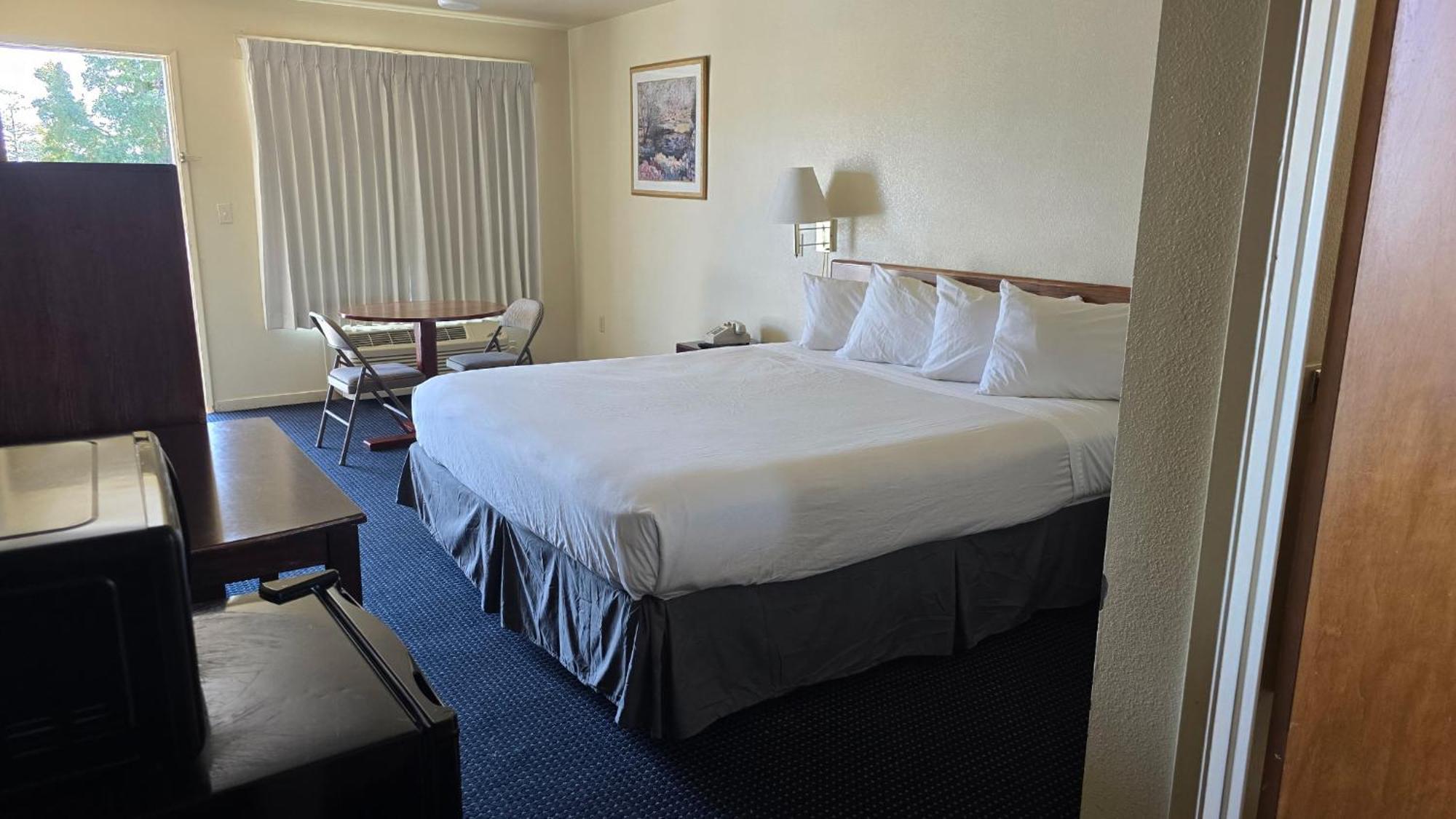 Terrace Inn And Suites El Cerrito Luaran gambar